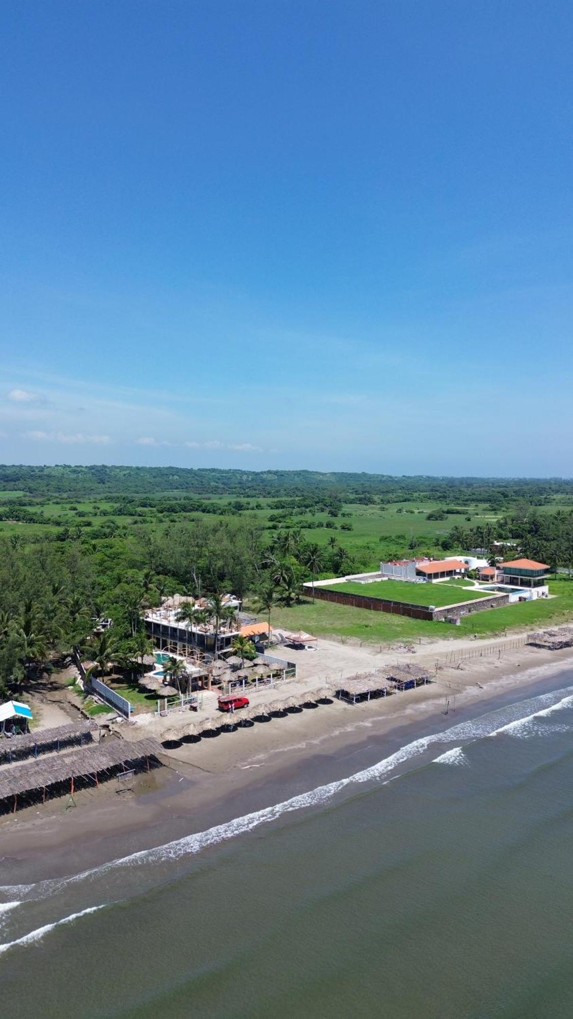 Hotel - Club De Playa Bambu Beach El Zapote  Exteriör bild